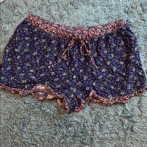 mossimo supply co. floral shorts size large